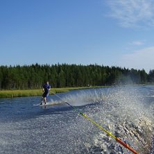 sl&ouml;&ouml; &aring;ker. oseri&ouml;st :P. Foto: FRedrik. &Aring;kare: Fredirk.