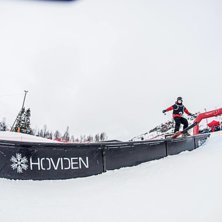 Torsdag! 
Hei alle - vi starter stolheiser til top.