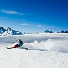 Foto: Henrik D&oslash;vre Jr.. &Aring;kare: Katrin Baumgartner.