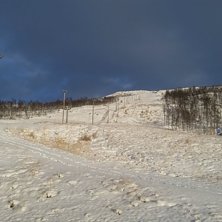 Sn&oslash;en har lagt seg i bakkene :) 
.