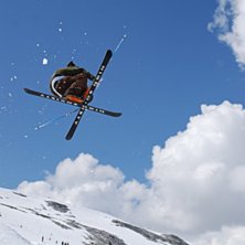 stryn with henrik and mr grape. Foto: Erik Wibaeus. &Aring;kare: victor sal&eacute;n.