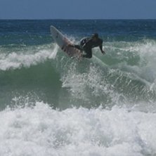 Nere i Jeffrey&amp;#039;s bay, Sydafrika och fotad. Foto: Elias Carlsson. &Aring;kare: Rikard Persson.