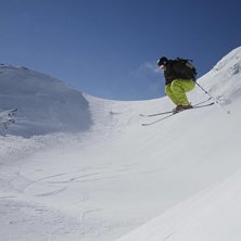 Tommy g&ouml;r ett skutt!. Foto: Michael Stolic. &Aring;kare: T-bone.