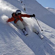 Kn&auml;b&ouml;j,,!. Foto: Fredrik Ludvigsson. &Aring;kare: Susanna Milikic.