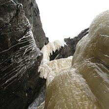 &Auml;r det &ouml;nskv&auml;rt att slicka gul is? F&ouml;r sn&ouml; s�. Foto: Christian T&uuml;rk. &Aring;kare: Vilken gyllende regel g&auml;ller f&ouml;r gul is?.