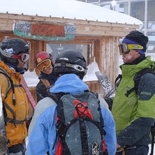 Lite sm&aring;snack i sn&ouml;fallet p&aring; P3 mellan n&aring;gra a. Foto: Tobias. &Aring;kare: Waldo, Launce, Nuggets och Coombs.