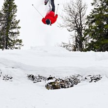 Takin&amp;#039; the backflips backcountry. Foto: Niclas Leek. &Aring;kare: Andreas Ojam&auml;e.