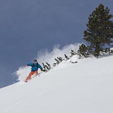 Freerides egen Stefan Brod&eacute;n l&auml;gger fotosv&auml;ngar. Foto: Kim molander. &Aring;kare: Stefan Brod&eacute;n.