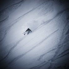 Per trycker puder i Whistler. Utan efterredigering. Foto: Emil Rydell. &Aring;kare: Per Nyberg.