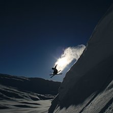 Jag, mute i en h&auml;ngdriva i Svarta Bj&ouml;rn.. Foto: Linus Argus-Hennix. &Aring;kare: David Lundin.