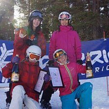 &Aring;kare: Linn Sj&ouml;lander, Frida Lundblad, Linda Holmsten och Thea Erling.