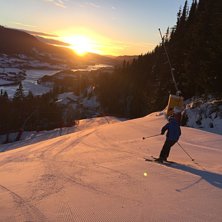 &Aring;pent helt ned! 
Hvit jul fra bunn til topp i Kvi.