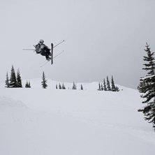Tr&aring;kig 720, p&aring; telisskidor!. Foto: Jens Andersson. &Aring;kare: Teliskillen.