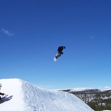 corner (iskall knodd i h&ouml;rnet :D). Foto: Ingo De Temple. &Aring;kare: Jocke Hammar.