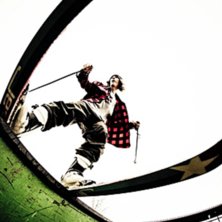 Foto: Mathias Lindkvist. &Aring;kare: Jonatan &Aring;str&ouml;m.