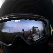 I v&auml;ntan p&aring; bussen!. Foto: Andreas Knoop. &Aring;kare: Jim.
