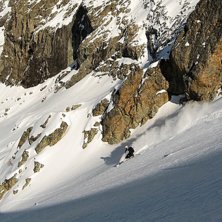 sk&ouml;n aprilpudersv&auml;ng i eftermiddagssolen. Foto: rich. &Aring;kare: jakob wallin.