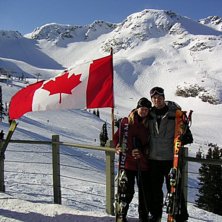 Vi st&aring;r p&aring; toppen av Whistler Gondola, Liftl&auml;ng. Foto: Alexander Ununger. &Aring;kare: Martin Sundqvist och Lotta Molinder.