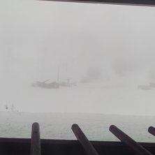 Gr&aring; v&aelig;r
N&aring; som t&aring;ka har lagt seg over Digre&aring;s.