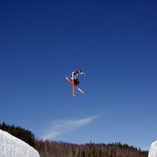 1/2500  F13  Iso1600
Ludde i sin klassiska pose, . Foto: Ronald Lahti. &Aring;kare: Ludde Lehman.