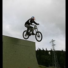 jag k&ouml;r boxen i &aring;re. Foto: patrik durfors. &Aring;kare: pierre holm.