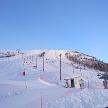 S&oslash;ndag 5 . Mars
S&oslash;ndag 5. Mars er det en ny fin .