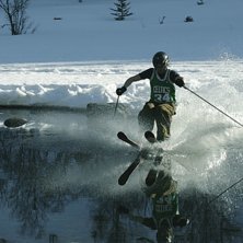 H&auml;rliga 10-12m &aring;k &ouml;ver forsen i Hemsedal, fr&aring;n. Foto: Ola Bj&ouml;rnstr&ouml;m &amp;quot;formola.se&amp;quot;. &Aring;kare: Anders Gredin.