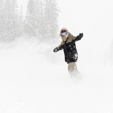 Sn&oslash;!!
I g&aring;r og i natt har det kommet nysn&oslash; her .