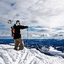 Erik Graf langar pose efter vandring. Foto: Marcus Olsson. &Aring;kare: Erik Graf.