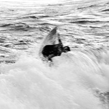 Foto: Daniel Nordholm. &Aring;kare: Ok&auml;nd surfare.