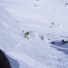 f&ouml;rsta delen innan r&auml;nnan delar sig, upp&aring;kt som. Foto: Daniel Olsson. &Aring;kare: Viktor n&aring;nting.