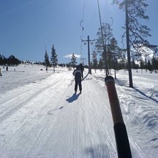 Mot Toppen i Bygelliften Hundfj&auml;llet 2008. Foto: Niclas &Aring;slund. &Aring;kare: Ludvig &Aring;slund.