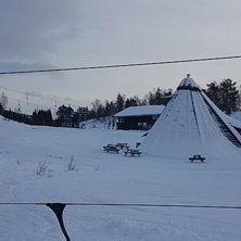 Velkommen ut!
&Aring;pent fra kl 10-16.
Reduserte pris.