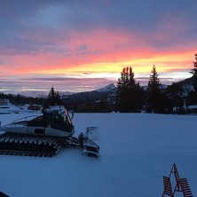 Fredag 10.Februar
Sol og -7 grader
Kun Roaldsheis.