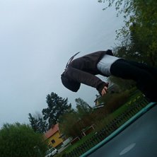 hehe sofia g&ouml;r backflip. Foto: Sally Sj&ouml;berg. &Aring;kare: Sofia G&ouml;ransson.