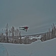 Isac kastar sw cork 5 i Kungsbergets f&ouml;rsta svart. Foto: Max Larsson (Jag). &Aring;kare: Isac Wetter&ouml;.