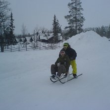 Kv&auml;llsskoj. Foto: Jenisis. &Aring;kare: TNB och Anteman.