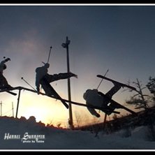 En av mina kompisar som sl&auml;ma p&aring; en kink rail.... Foto: hannes.. kompis fota. &Aring;kare: hannes.