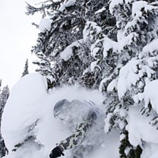 Schnabelk&auml;se-teamet forts&auml;tter turen i ett puder. Foto: Kim Molander. &Aring;kare: marcus jungerstam.