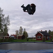 Jag g&ouml;r n&aring;. Foto: Jacob Gustafsson. &Aring;kare: Johnny Eriksson.