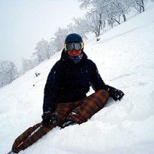 N&ouml;jd efter att ha hittat fin offpist med mycket l. Foto: Osse. &Aring;kare: Markus Bohman.