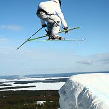 360 med n&aring;n grab. Foto: Jacob Gustafsson. &Aring;kare: Jonathan liljedal.