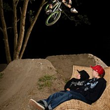 Sweet night sess! 

Och ja den &auml;r inspererad av. Foto: Erik Carlsen . &Aring;kare: Bohman.