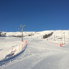 S&oslash;ndag 10.april
Sol fra skyfri himmel!
Alle heis.