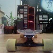 Mitt f&ouml;rsta longboard bygge. Foto: Oskar Vesterlund.