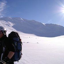 Christian posar med Getryggen i bakgrunden... Foto: Johan Edenteg. &Aring;kare: Christian Lodin.