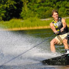 Erik &auml;r lagom n&ouml;jd p&aring; sin br&auml;da.. Woho!!. Foto: Simon Sj&ouml;r&eacute;n www.sjoren.se. &Aring;kare: Erik Hultman.