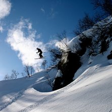 sjukt fint dropp, dock missar jag positionen i luf. Foto: Niklas Eriksson. &Aring;kare: Carl Nordin.