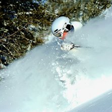 Foto: Klaus Esser. &Aring;kare: Adam Esser.