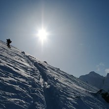 Topptur, en str&aring;lande dag p&aring; Lyngen utanf&ouml;r Tro. Foto: Erik Brinkman. &Aring;kare: Henriette Jordheim.